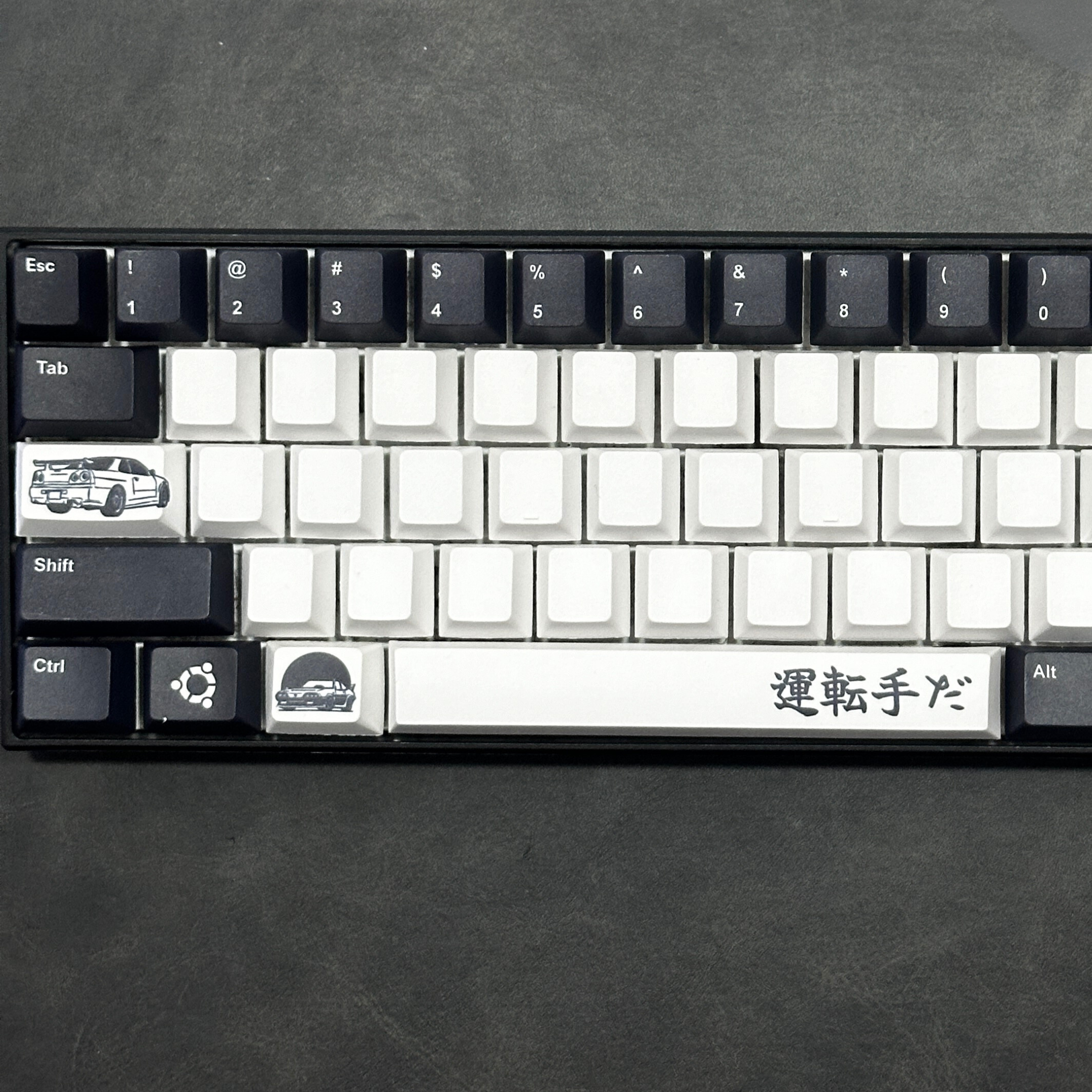 jdm car cherry profile keycap set on full keyboard